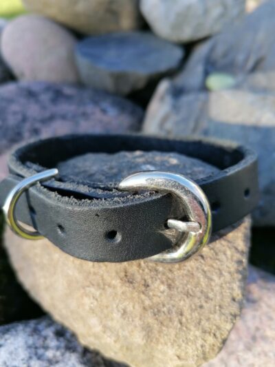 kaelarihm 20mm must